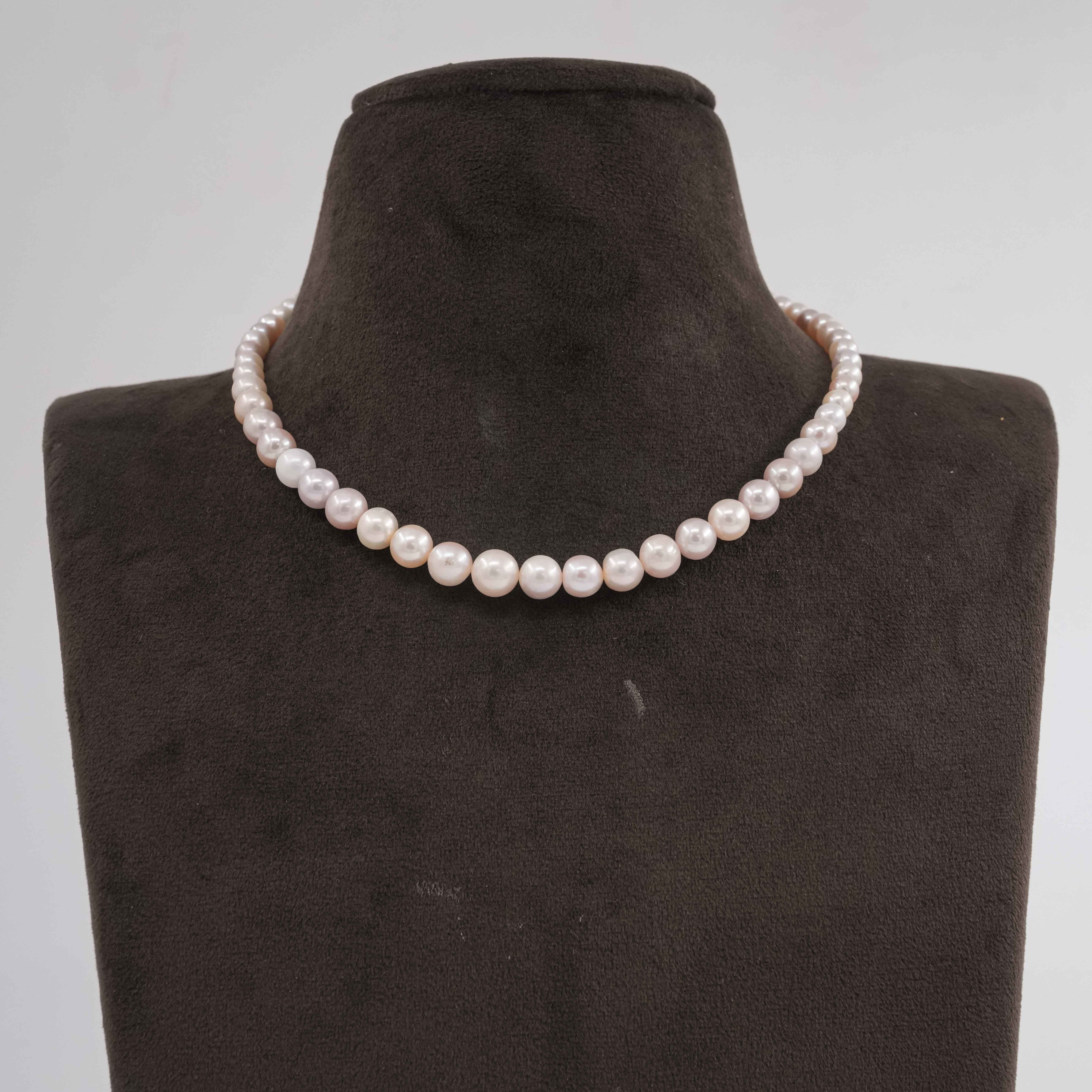 Elegant Single Pearl Necklace